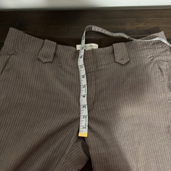 Banana Republic Brown Pinstripe Pants Size 8 - Picture 9 of 12